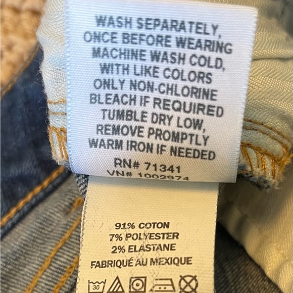 L.L. Bean Women’s True Shape High Rise Slim Leg Jeans - Picture 9 of 11